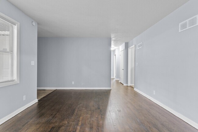 Foto del edificio - Charming 4-Bedroom Ranch Style Home