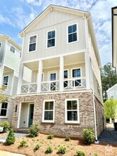 Building Photo - 113 Pinecone Pl