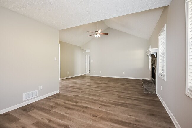 Building Photo - 530 Allens Landing Ct