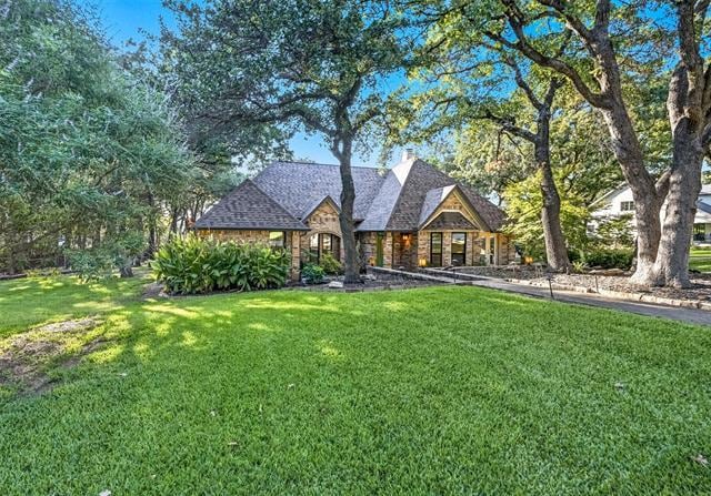 Foto principal - 1520 Bellechase Dr