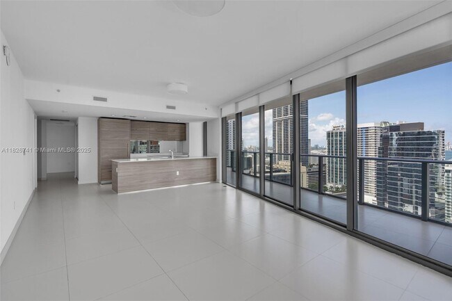 Foto del edificio - 1300 S Miami Ave