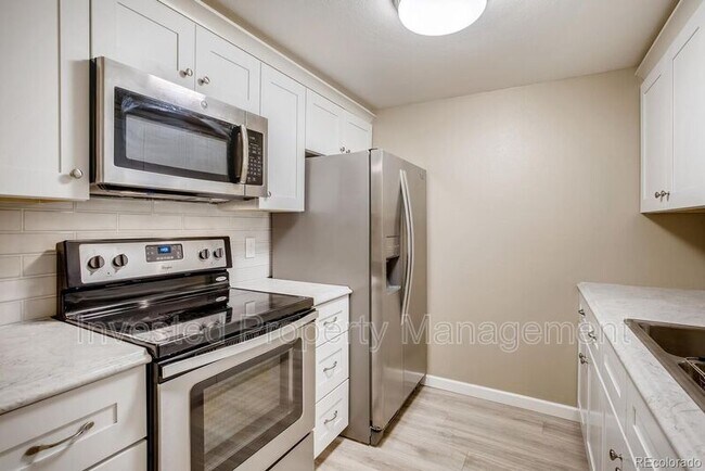 Foto del edificio - 5873 S Prince St