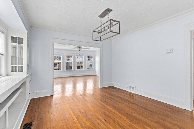 Building Photo - 1650 Waterbury Rd