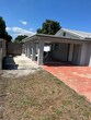 Foto principal - 2379 NW 102nd St