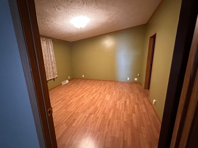 Building Photo - 55120 Grade Ave