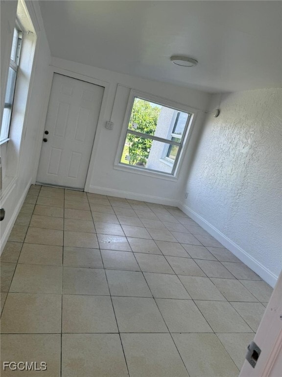 Primary Photo - 1248 Columbus Blvd