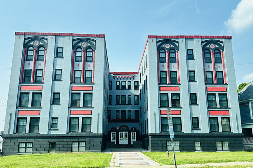 Foto del edificio - Commodore Apartments