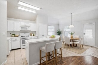 Building Photo - 1606 Blossom Creek Ct