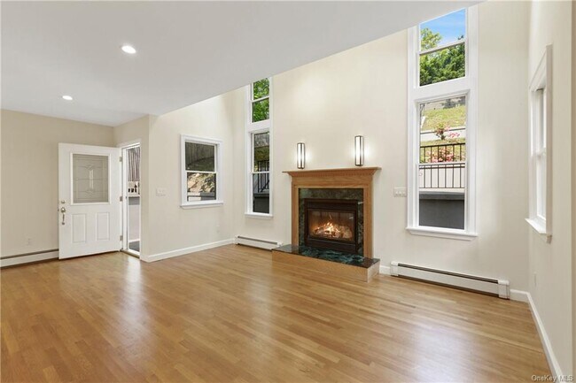Building Photo - 65 Eiler Ln