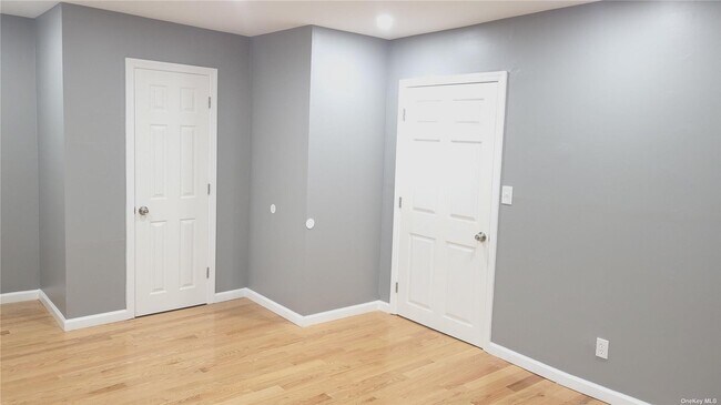 Foto del edificio - 2845 W 37th St
