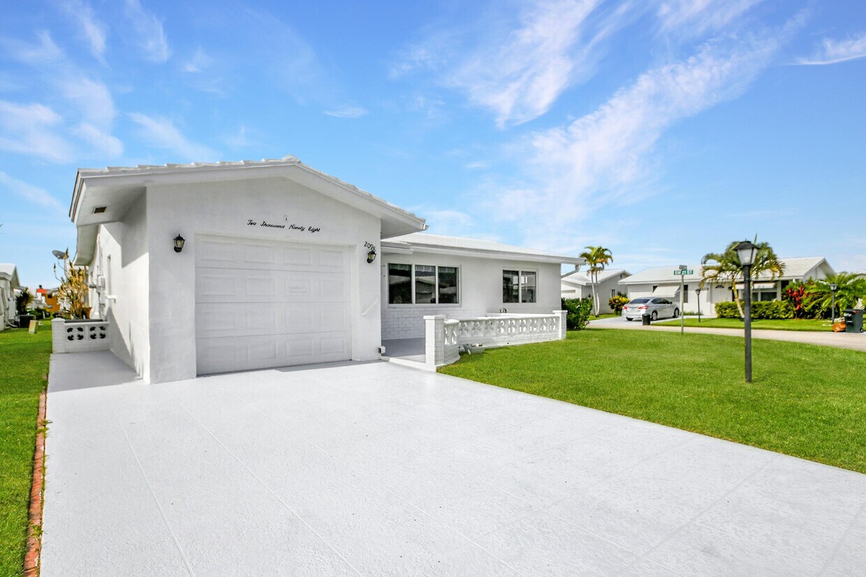 Foto principal - 2098 SW 13th Way