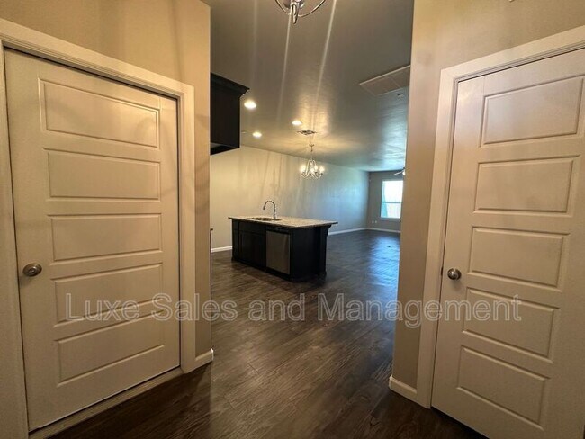 Photo - 729 SW 14th St House