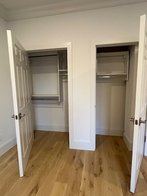 Building Photo - 2 Dearfield Dr