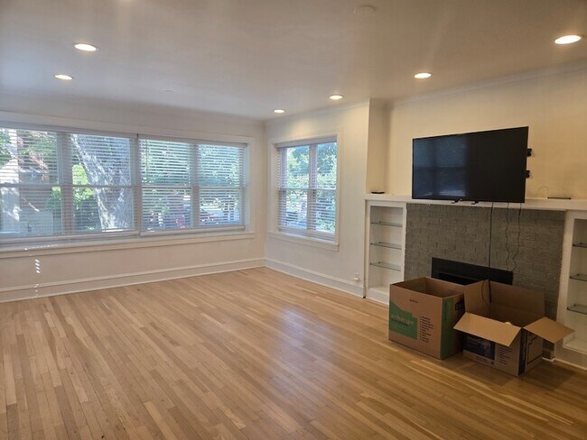 Foto del edificio - 2255 W Huron St