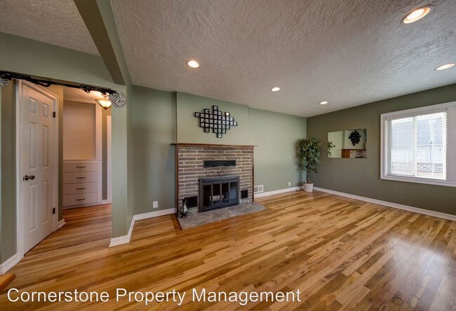 Foto del edificio - 4 br, 2 bath House - 410 N. 27th St