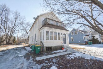 Building Photo - 1516-1520 E Hawthorne St