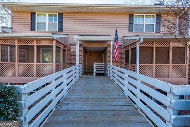 Building Photo - 279 Quail Run