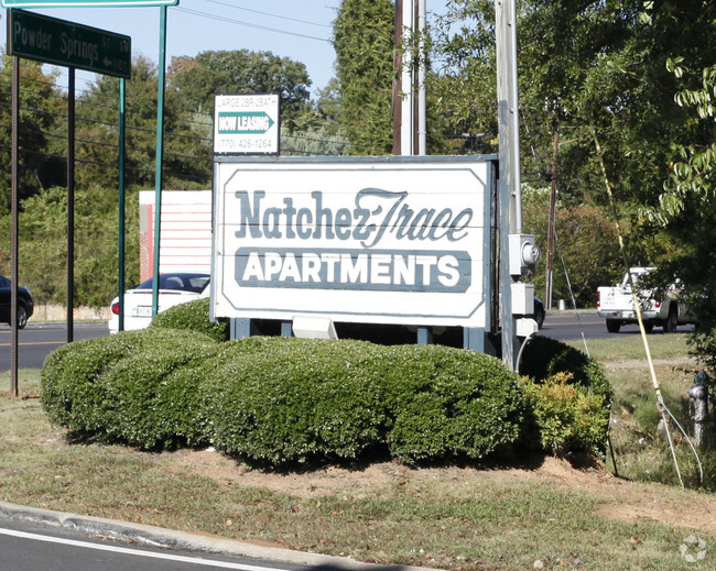 Natchez Trace - Natchez Trace Apartments