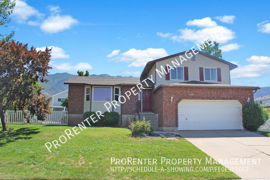 Foto principal - Updated 5 Bed, 2.5 Bath East Layton Home