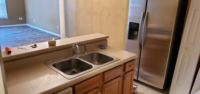 Foto del edificio - 105 Bentley Ct