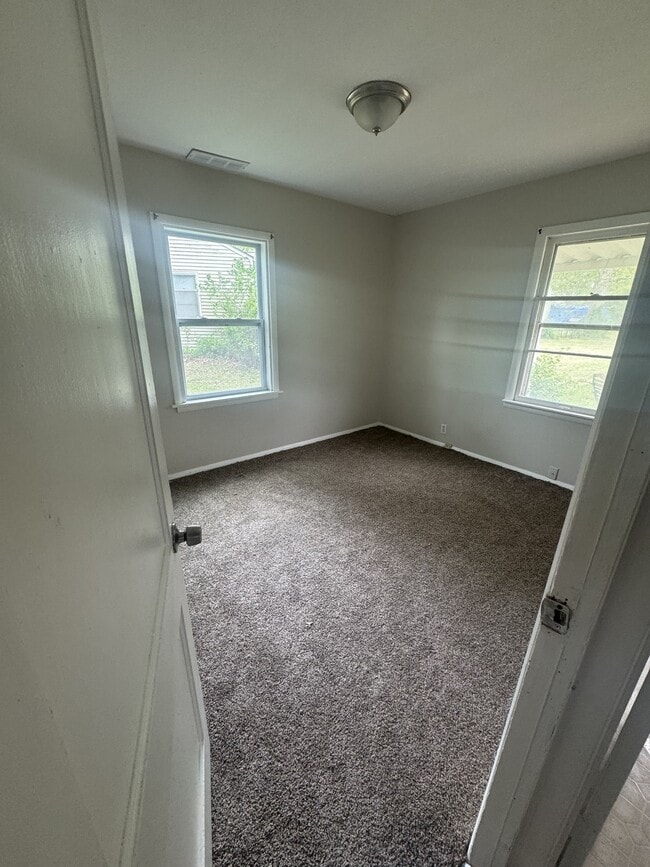 Foto del edificio - 3401 SE Ohio Ave