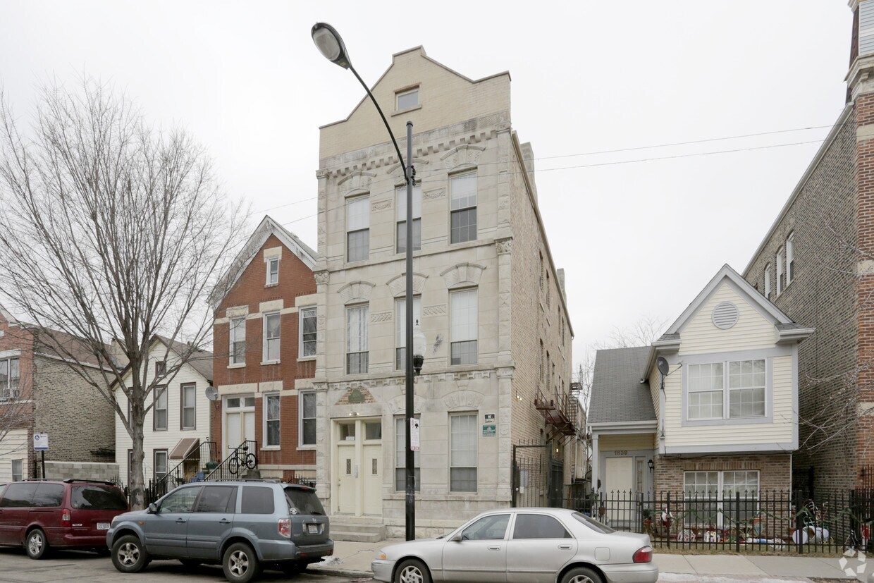 Primary Photo - 1837 S Allport St