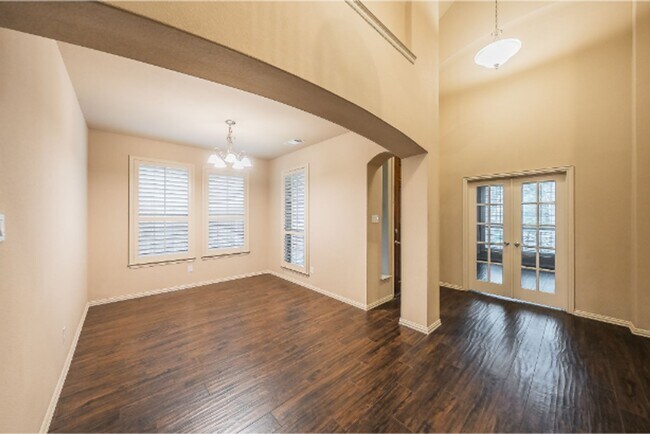 Building Photo - 9732 Ben Hogan Ln