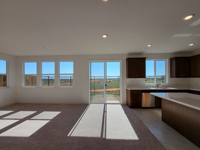 Building Photo - 3478 Sassafras Way