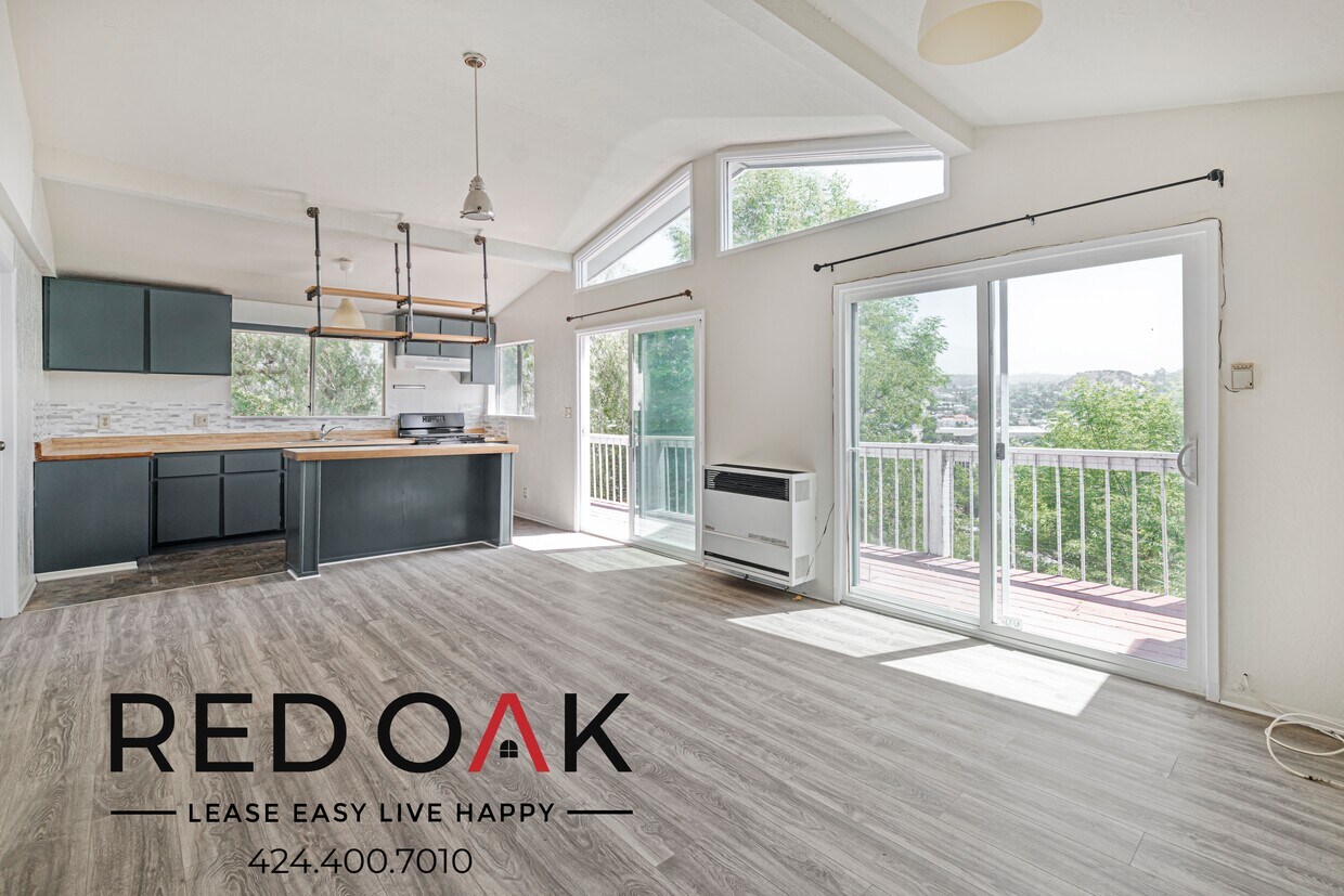 Foto principal - 474 1/2 Crane Blvd