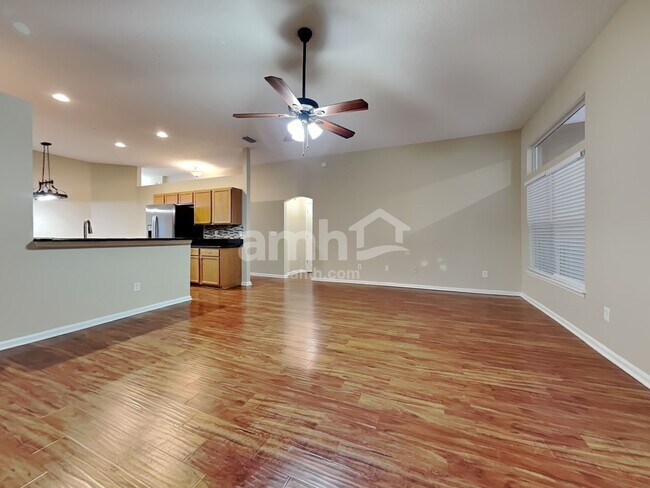 Foto del edificio - 13966 Summer Breeze Dr