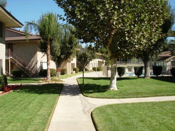 Building Photo - Brookside Palms Apartments