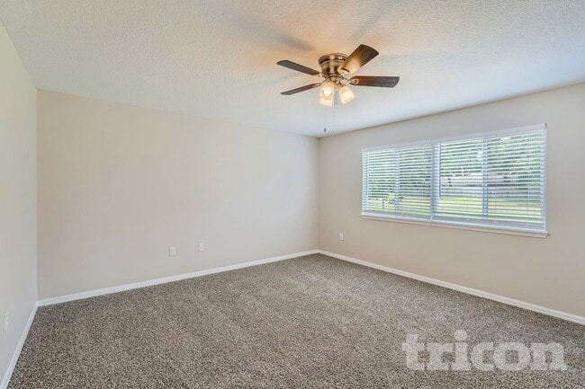 Building Photo - 3410 Starbird Dr