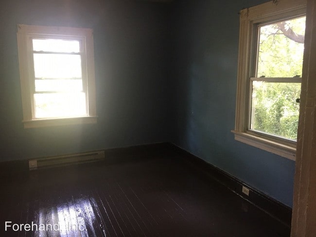 Building Photo - 1 br, 1 bath House - 351 MAIN ST