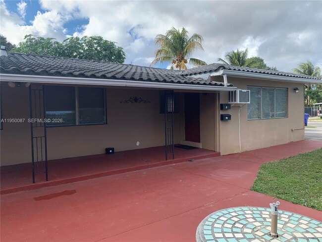 Foto del edificio - 5616 Arthur St