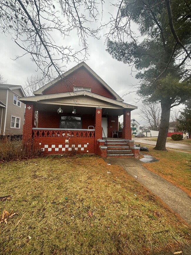 Building Photo - 11117 Revere Ave