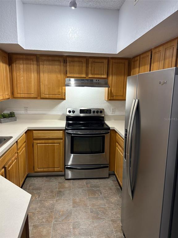 Building Photo - 8300 Elm Park Dr