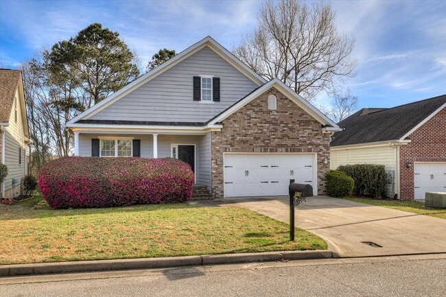 Foto del edificio - 719 Bonnie Oaks Ln