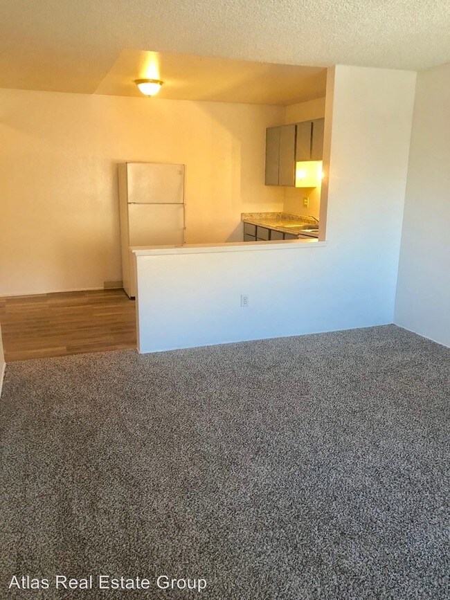 Building Photo - 3110 Mallard Dr