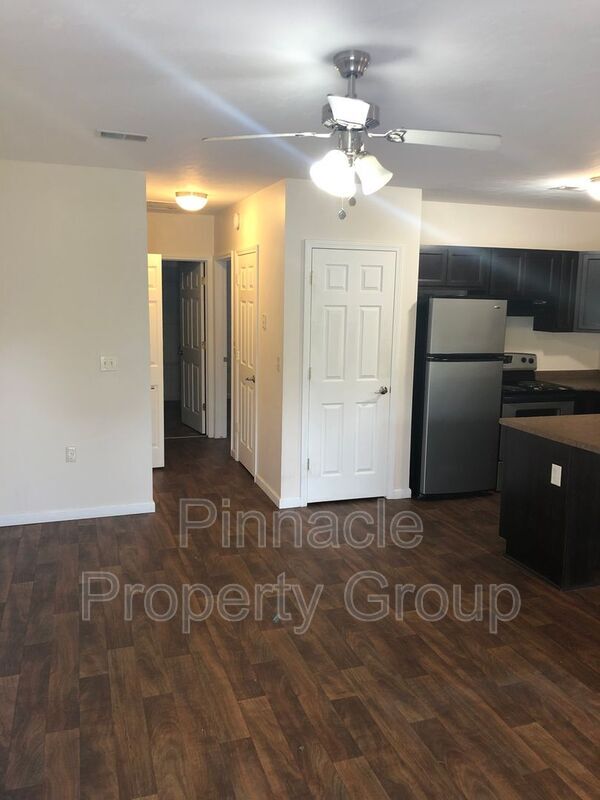 Foto del edificio - 7205 Maple Valley Rd