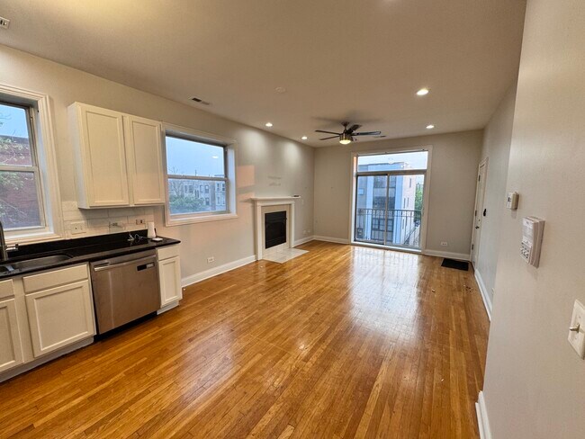 Foto del edificio - 6425 S Maryland Ave