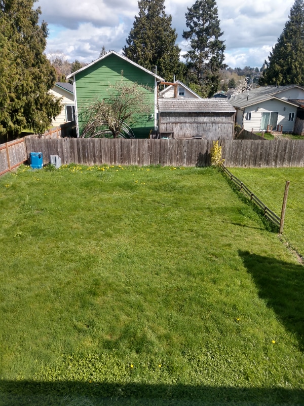 Building Photo - 834 4th Ave N