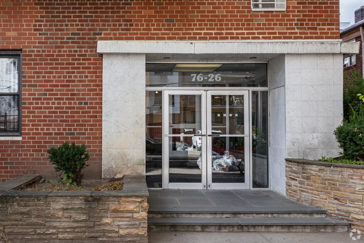 Entrance - 7626 113th St