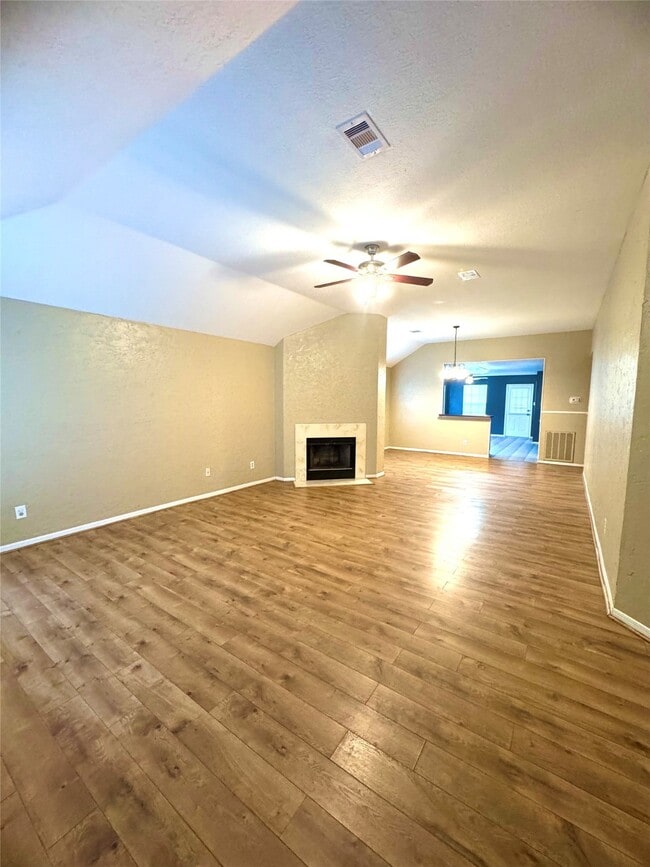 Building Photo - 16826 Tranquil Dr
