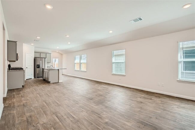 Building Photo - 117 Alamo Vine Ct