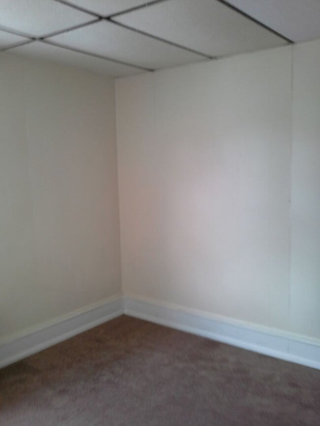 Building Photo - 17 E Bald Eagle St