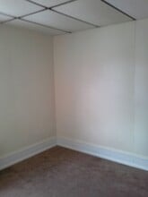 Building Photo - 17 E Bald Eagle St