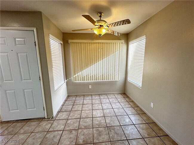 Building Photo - 3085 Casey Dr
