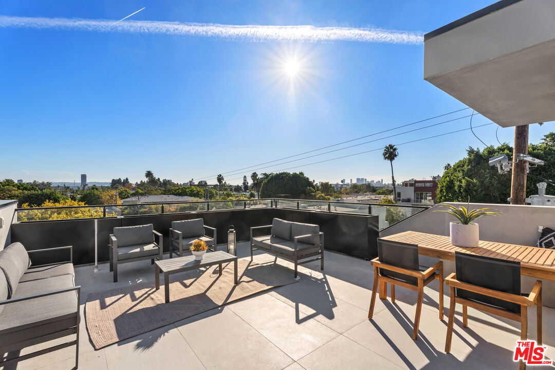 935 N Spaulding Ave, West Hollywood, CA 90046 Condo for Rent in West Hollywood, CA
