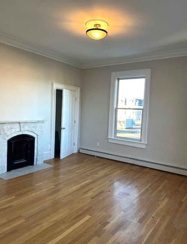 Building Photo - 52 Parkis Ave