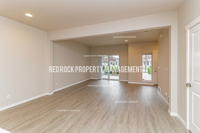 Building Photo - 2230 N Country Vista Blvd